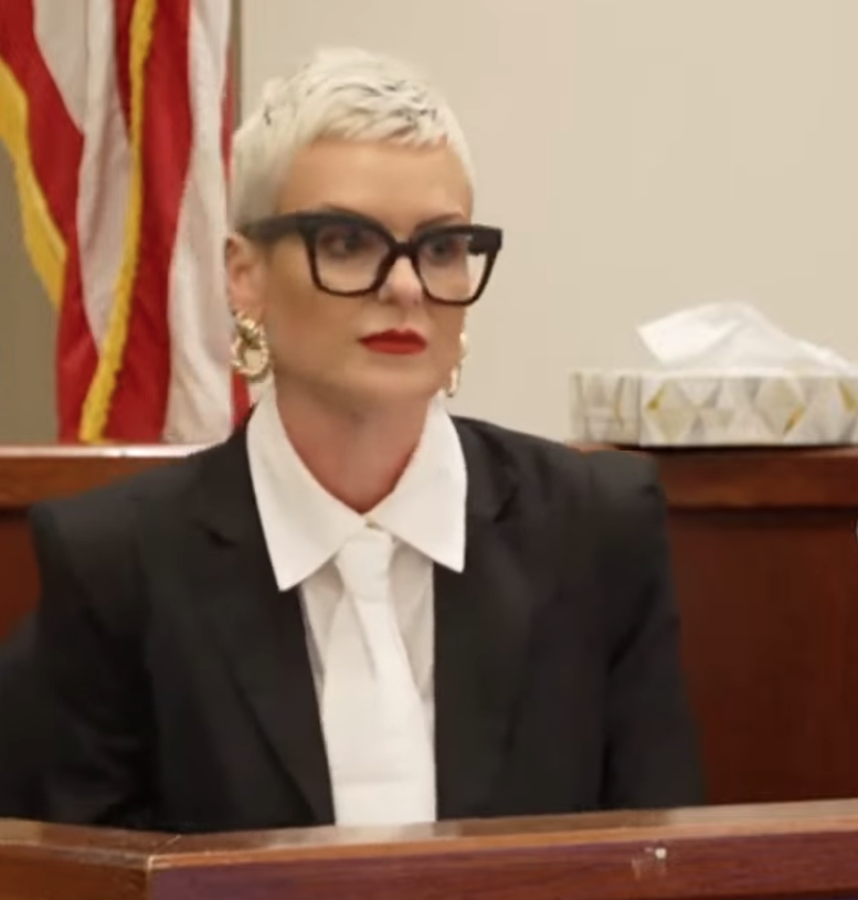 Pretty Lies & Alibis🎙 tweet media