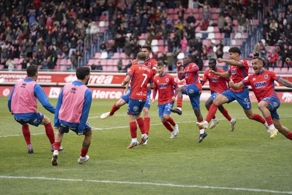 CD Numancia tweet media