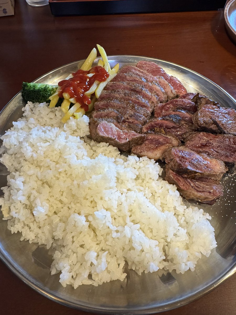 シアン　Galulu Music tweet media