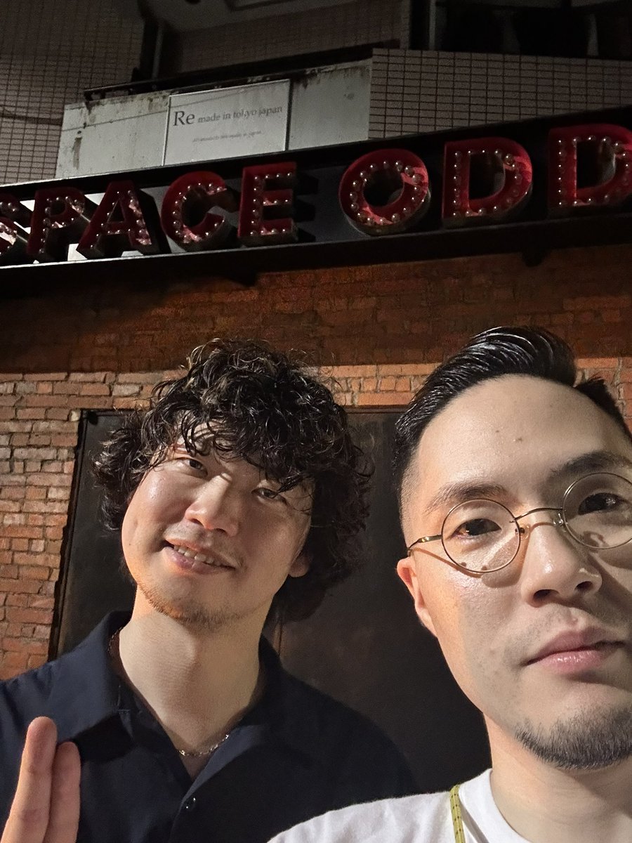 GET BILL MONKEYS tweet media