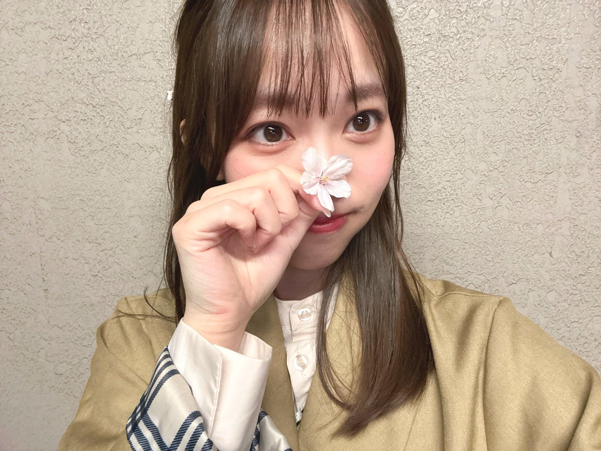 月曜日お疲れ様でした🍓

たまには背徳感あるもの食べて気分転換しようかな😉