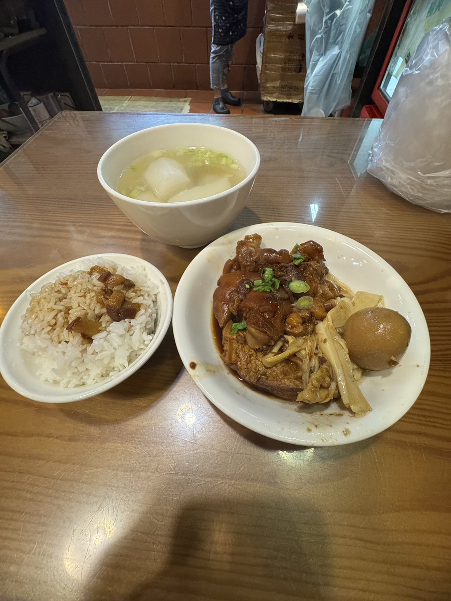Toshi(トッシー) (|)マン同好会 会長 tweet media