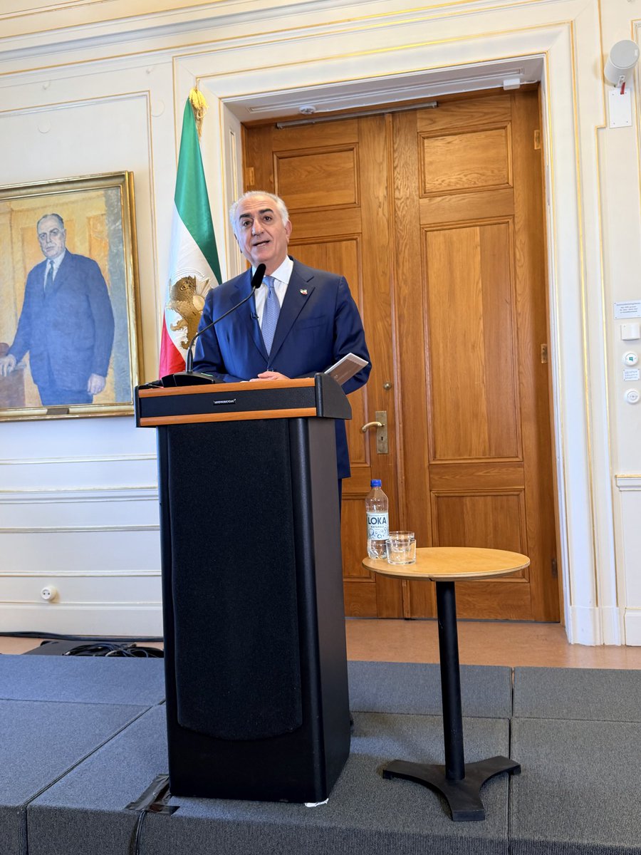 Alice Teodorescu Måwe tweet media