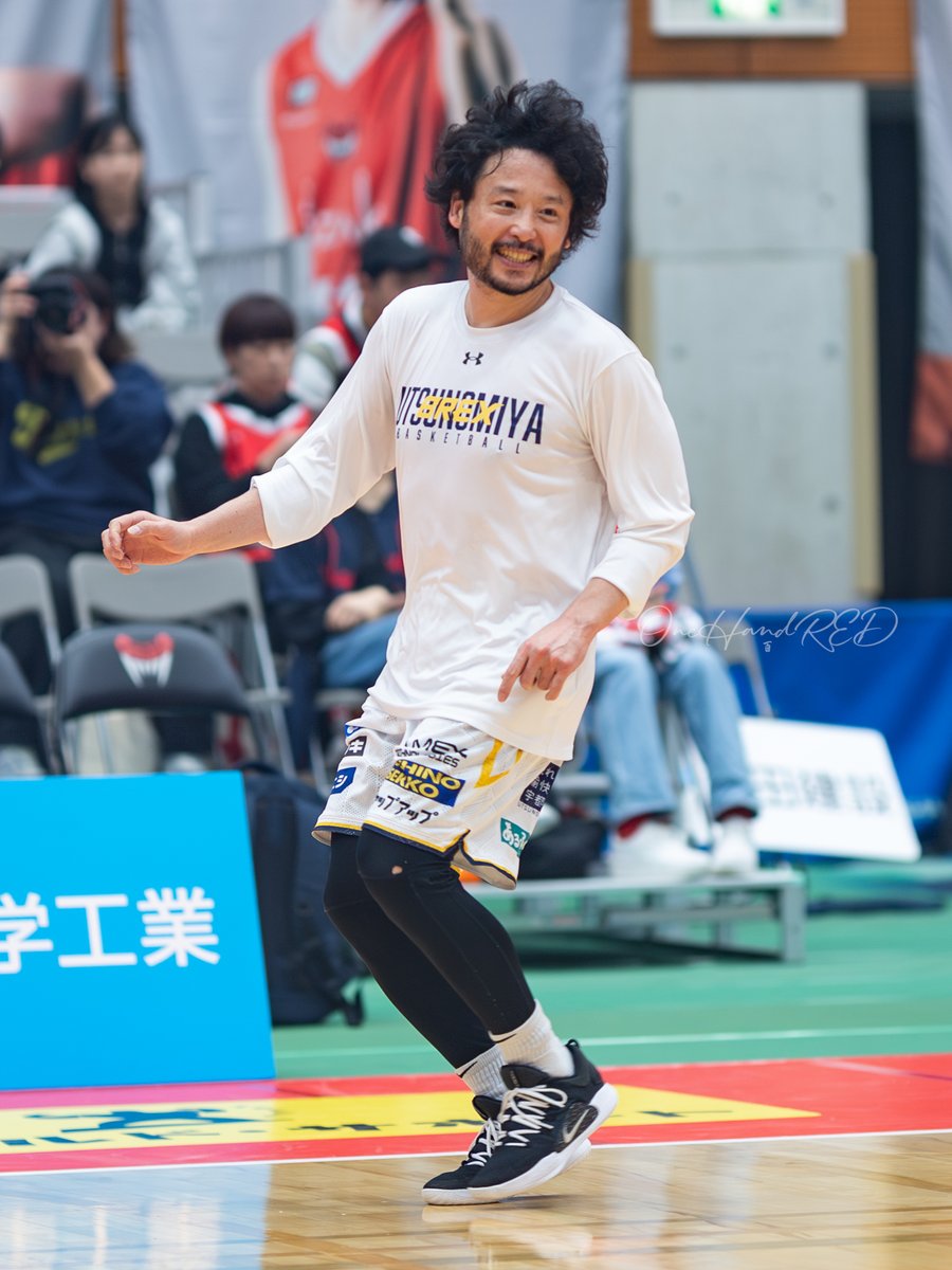 ひゃく tweet media