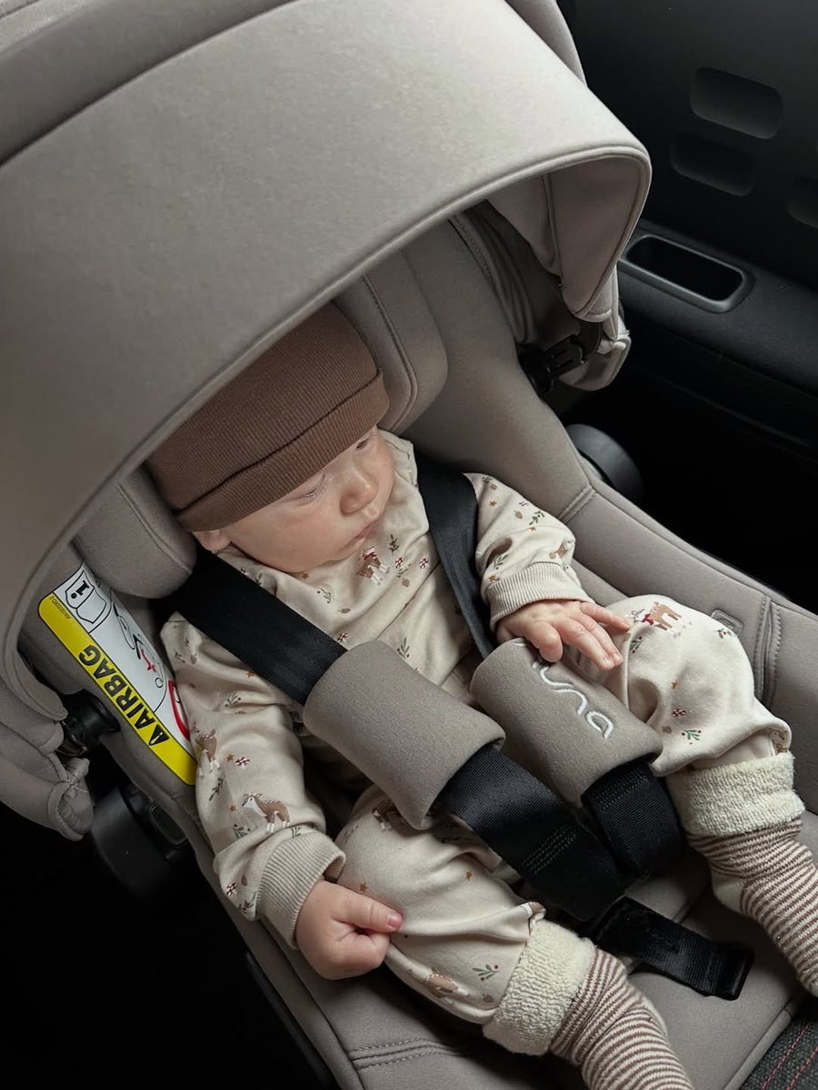 Krissy Hales tweet media