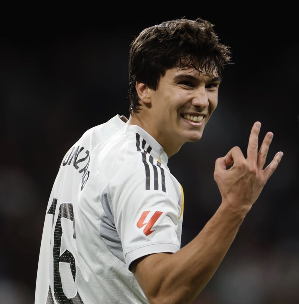 محمود tweet media