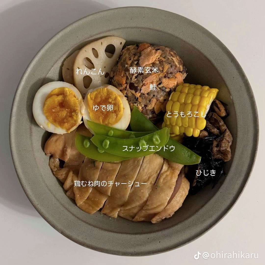 もるぺこ tweet media