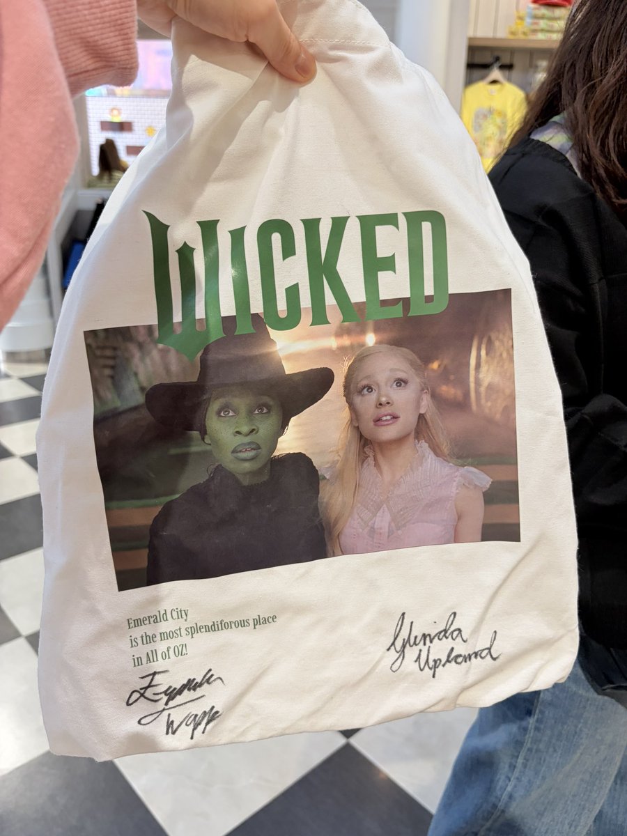 サインももらった🧙‍♀️