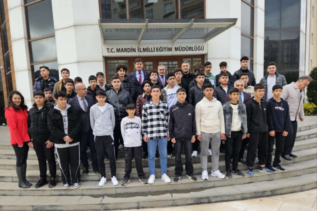 mardinilmem's tweet photo. ÇEDES Projesi kapsamında başarı gösteren öğrencilerimize yönelik olarak 10–13 Nisan tarihleri arasında Osmaniye Aslantaş Kampı’nda kamp programı gerçekleştirilmiştir.

38 öğrencimiz ve 2 öğretmenimizin katılımıyla icra edilen programda, öğrencilerimizin sosyal, kültürel ve kişisel gelişimlerine katkı sağlanması hedeflenmiş; katılımcılar açısından verimli ve nitelikli bir süreç tamamlanmıştır.

Programın gerçekleştirilmesinde emeği geçen ve katkı sunan tüm paydaşlara teşekkür ederiz.
@tcmeb 
@Yusuf__Tekin 
@tuncay_akkoyun 
@ali_eyyupkoca
