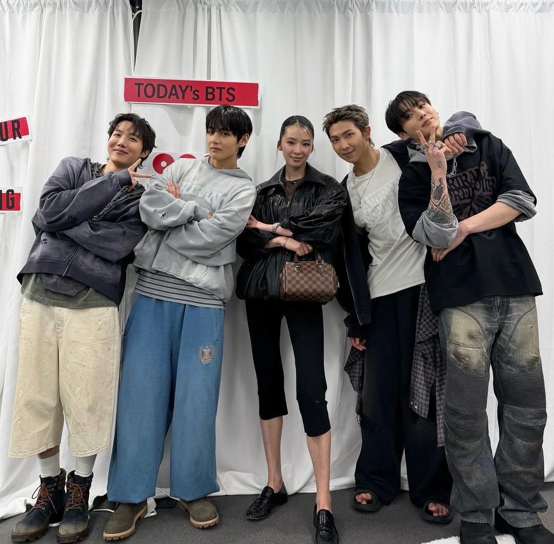 jungkook admirer tweet media