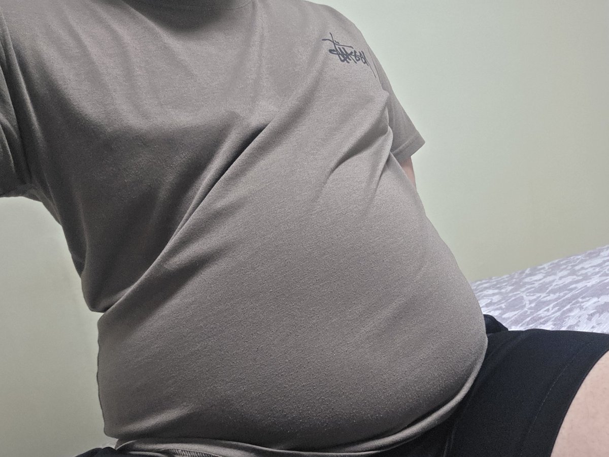 もちつき tweet media