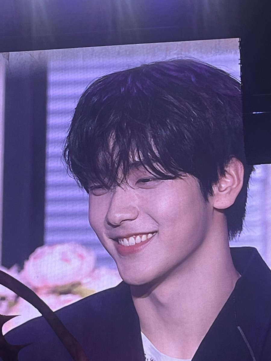 챠코 tweet media