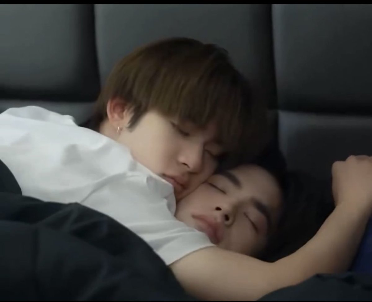 Nia ♡ dwy era rn ☆ tweet media