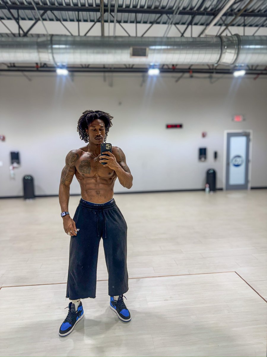 shreddedbystan's tweet image. y’all know the drill. new week. new opportunities. (day 103/365) 💪🏾

#ShreddedByStan #Workout #Fitness #Gym #ChestDay