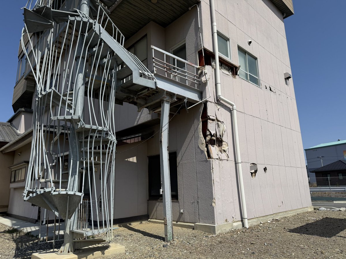 たまご tweet media