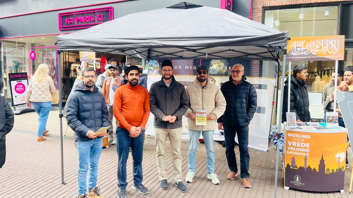 Ahmadiyya Moslims tweet media