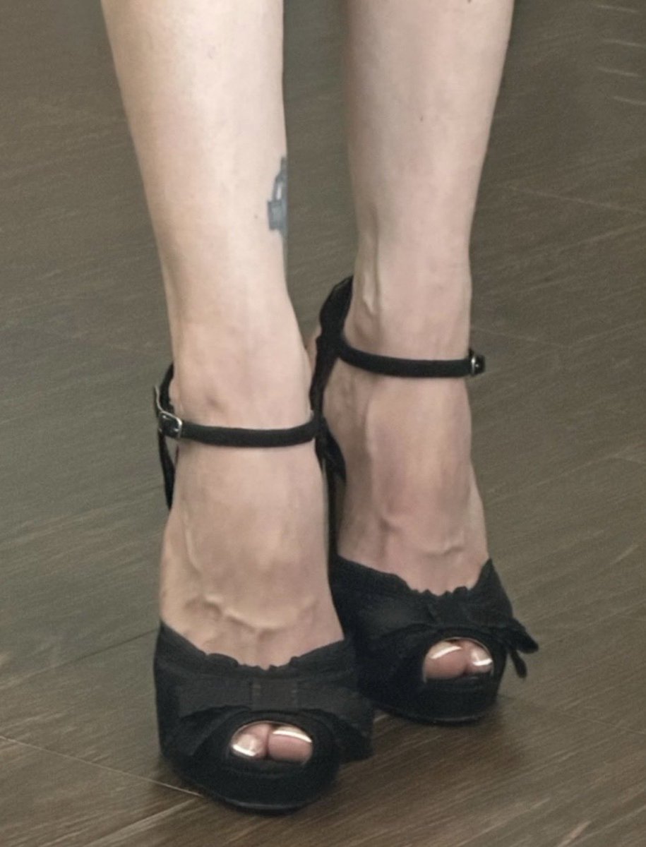 HighHeelz tweet media