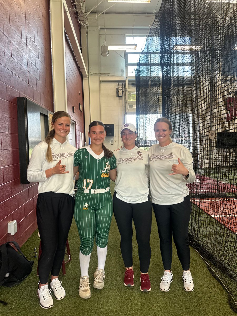 B17Porter's tweet photo. Ended spring break in Columbia SC. First time in SC. Went on a walk before the game and what a beautiful place. Thanks to @coachwagner_  @ellachancey16 for some rise ball help and @ashleychastain for a great camp https://t.co/8cYZBLJJUw