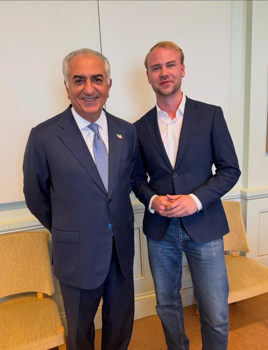 Douglas Thor tweet media