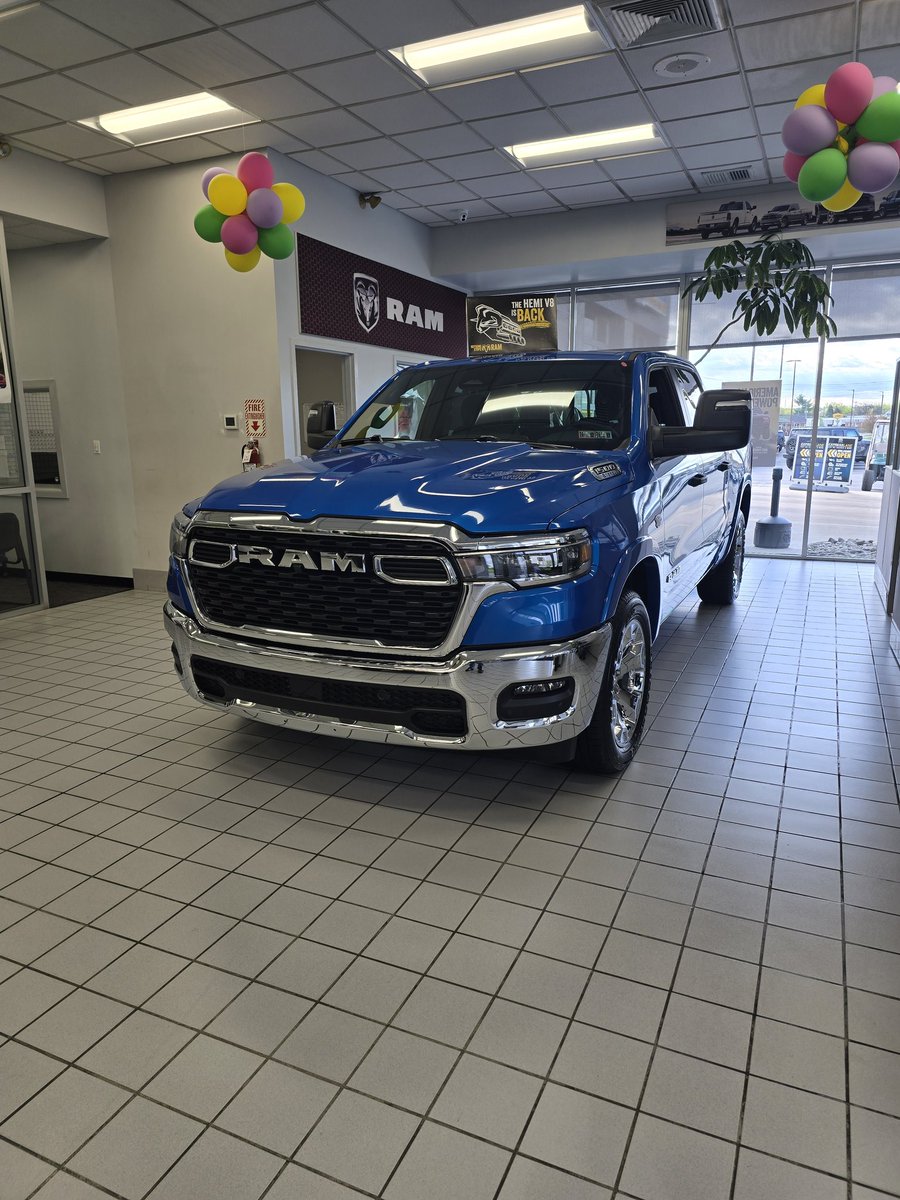TheGoldPony21's tweet image. So I stopped by a CDJR dealership on Saturday and took some pictures of what they had! If you had to pick one of these 4 which one would you choose? 😁❔️ 

#chrysler #dodge #jeep #ramtrucks