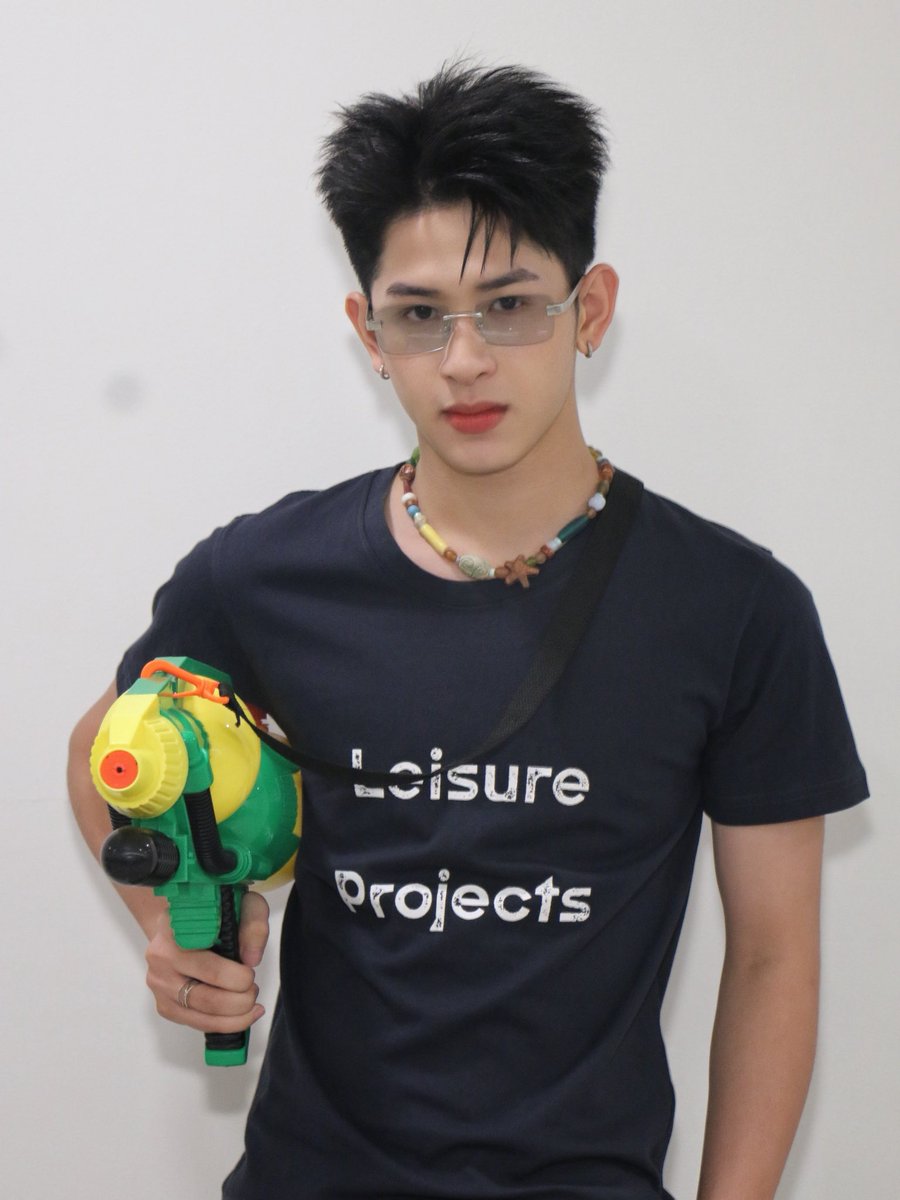 tia51.Official tweet media