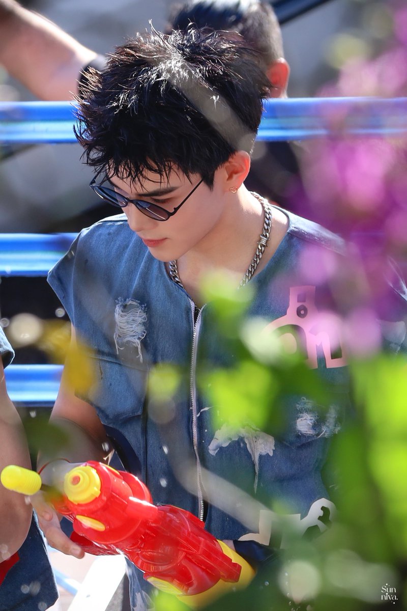 โหววโฟร์ทหล่อทะลุต้นไม้ไปเลยดิ

GEMINIFOURTH SONGKRAN KPW
#SuperFluid2026xGEMINIFOURTH
#Fourthnattawat #โฟร์ทณัฐวรรธน์