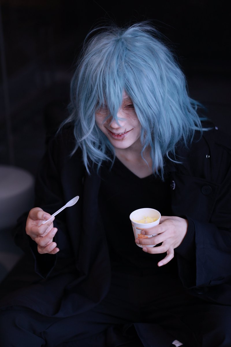 kuuma_hoseki's tweet photo. ⚠️オフショ cos 閲覧注意
ホンマゴメンなんだけど、ホテルのアイスサービスが美味しかった弔くんずっとおもろい https://t.co/FvmLE6Ymjc