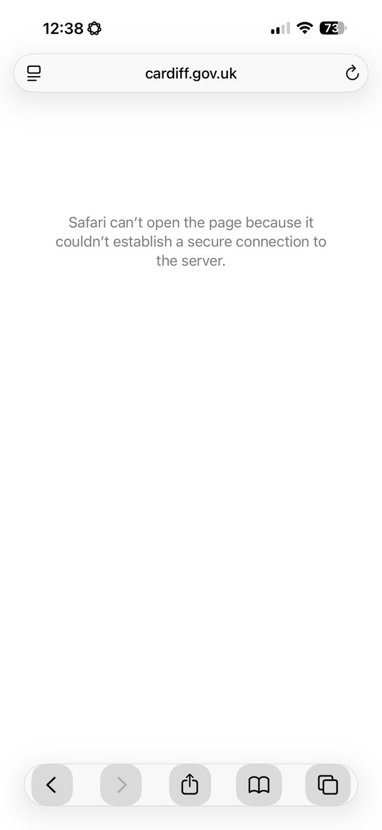 This is Carl🏳️‍🌈😺🏴󠁧󠁢󠁷󠁬󠁳󠁿🍕 tweet media