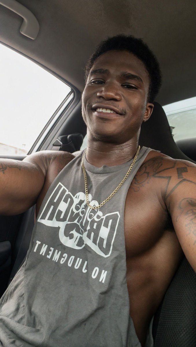 Nas 🔱est tweet media