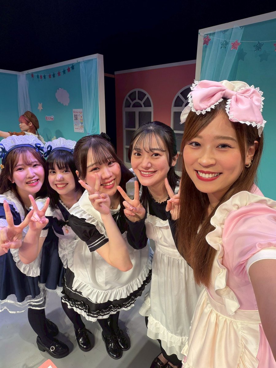 Non_sz2's tweet photo. #ナシカ座 #メイドのみやげ26 
無事終演しました！！🤍ご主人様、お嬢様沢山のご帰宅本当にありがとうございました🥹終わってからもずっと愛していただける作品でありますように✨本当に素敵な現場でした🫶🏻この座組の皆さんのことが大大大大大好きですっ！！あいしてるっ！
4姉妹次女のぞみ役　野々華 https://t.co/mwSWEUpzMj