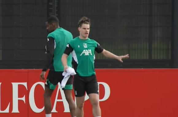 FlorianFlicks tweet media