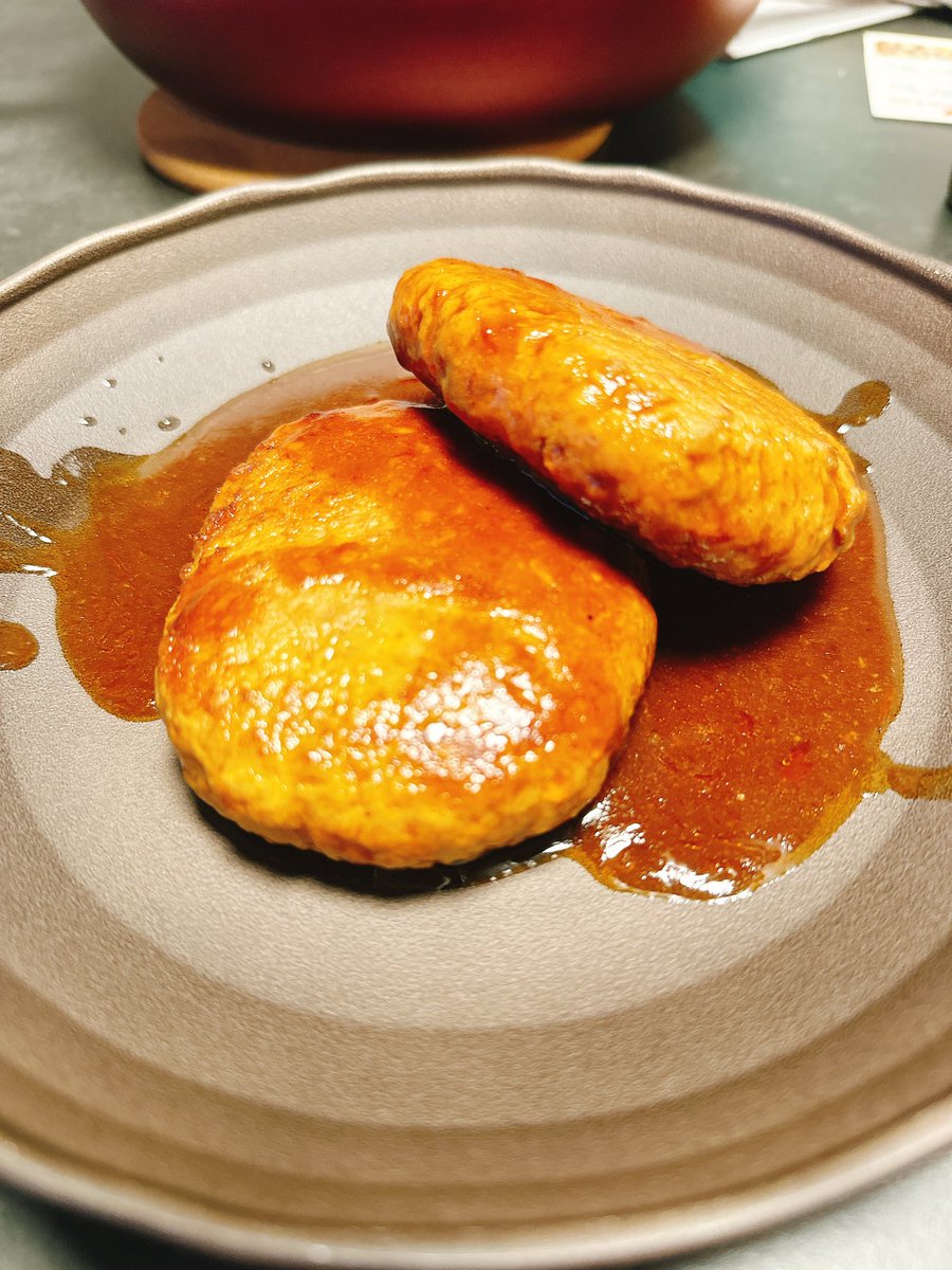 うこん tweet media