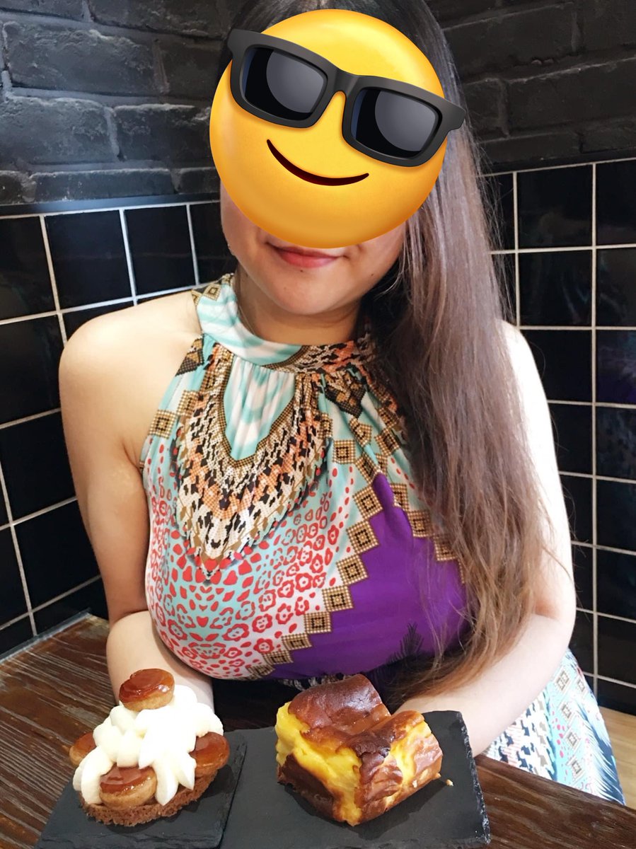 Mani Lee  tweet media