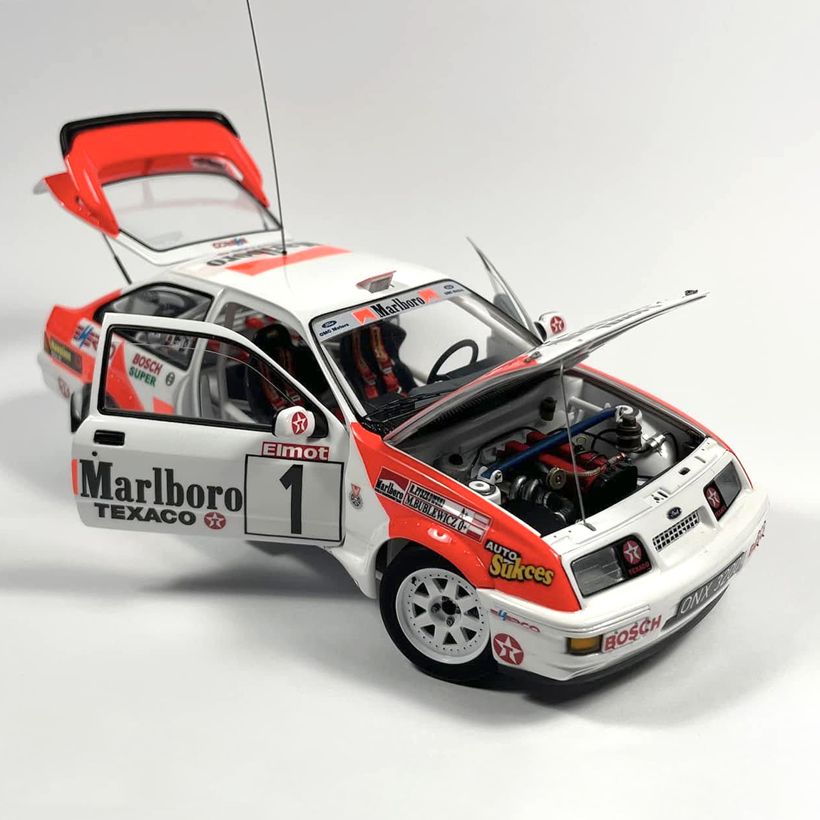 scomodels's tweet photo. Ford Sierra RS Cosworth (with some of our products) made by Sławomir Mulka 👏 https://t.co/nz75AuIu3u