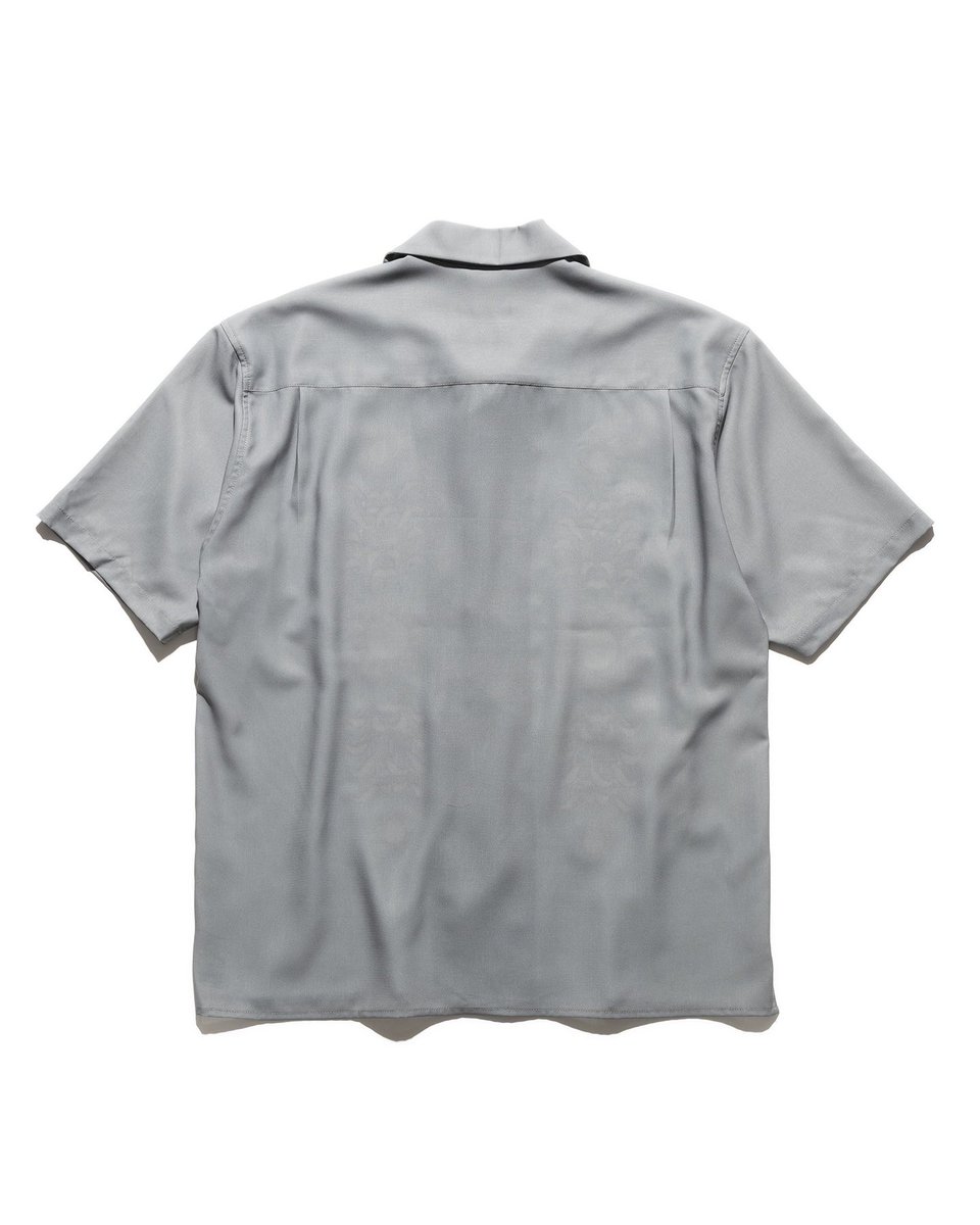 thedaysupplyinc's tweet photo. ROARK | "PALM EMBROIDERY" GONZO S/S

ROARKの"GONZO"シリーズがアップデート。

イージーケアと吸水速乾機能を持つオリジナルファブリック"Ramblers Cloth"を採用し、肌触りの良い質感で洗ってもシワになりにくく、旅先でも活躍してくれる1枚に仕上がりました。 https://t.co/vcuIONTBnF