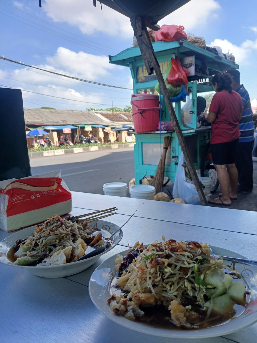 nadilaaa tweet media