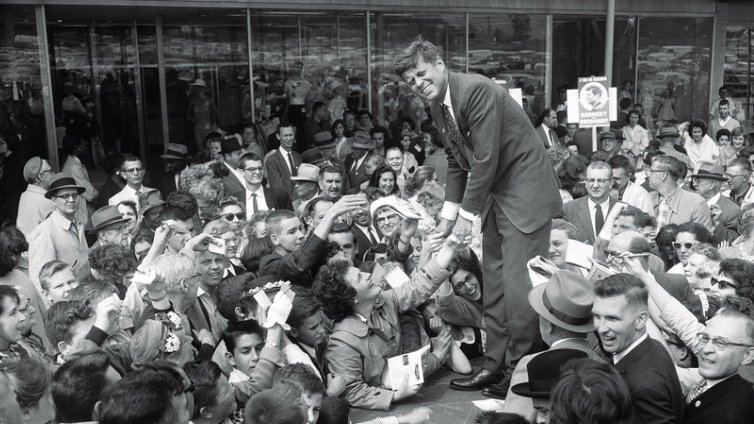 M. C. Armstrong tweet media