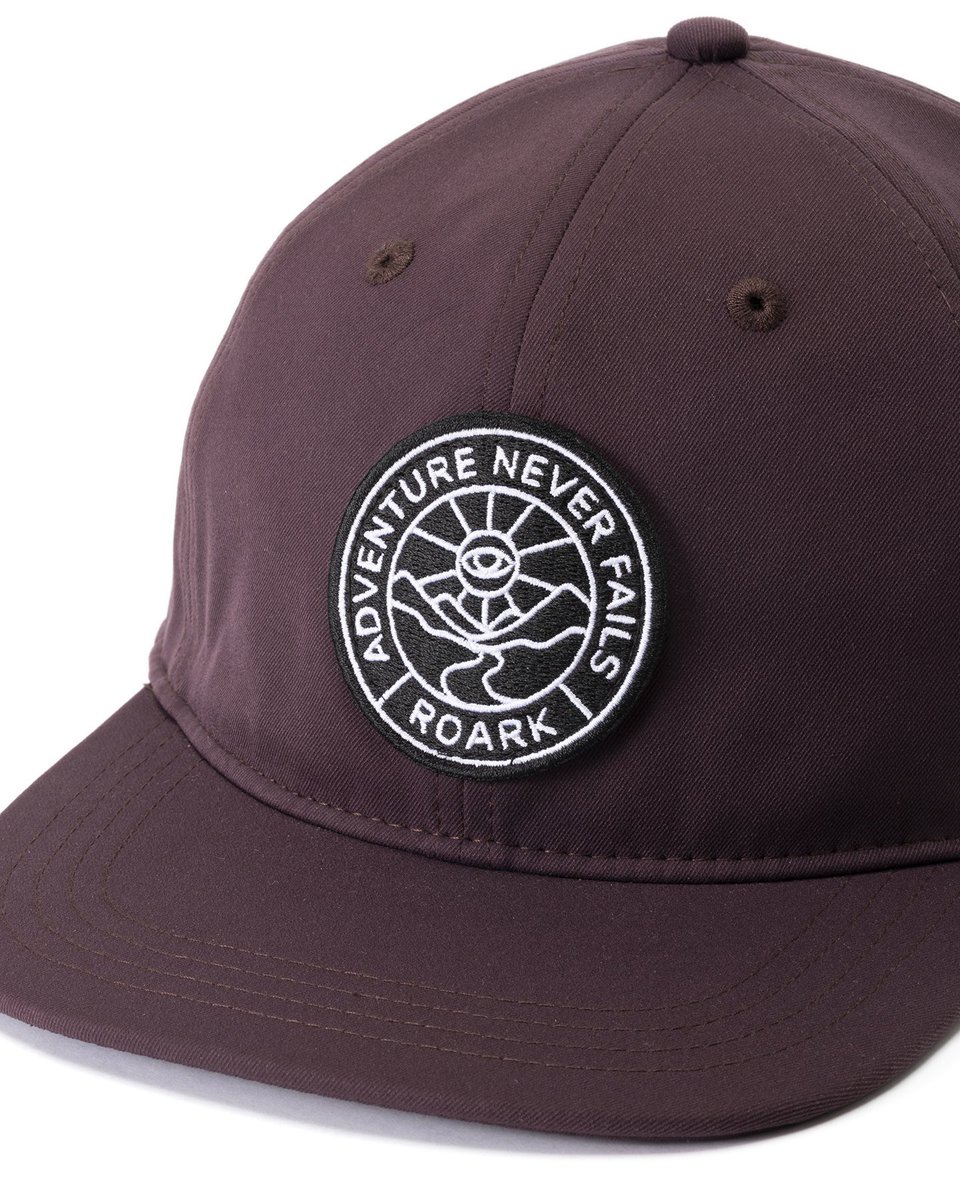 thedaysupplyinc's tweet photo. ROARK | "DIVISION" RESISTANT TWILL 6PANEL CAP - HIGH

UVカット・通気性・速乾・耐摩耗・耐久性の機能を併せ持つROARK独自開発ファブリック"RESISTANT TWILL"を採用したキャップ。

フロントにはブランドフィロソフィーを落とし込んだ刺繍ワッペンがあしらわれています。 https://t.co/Y8TizqcxKk