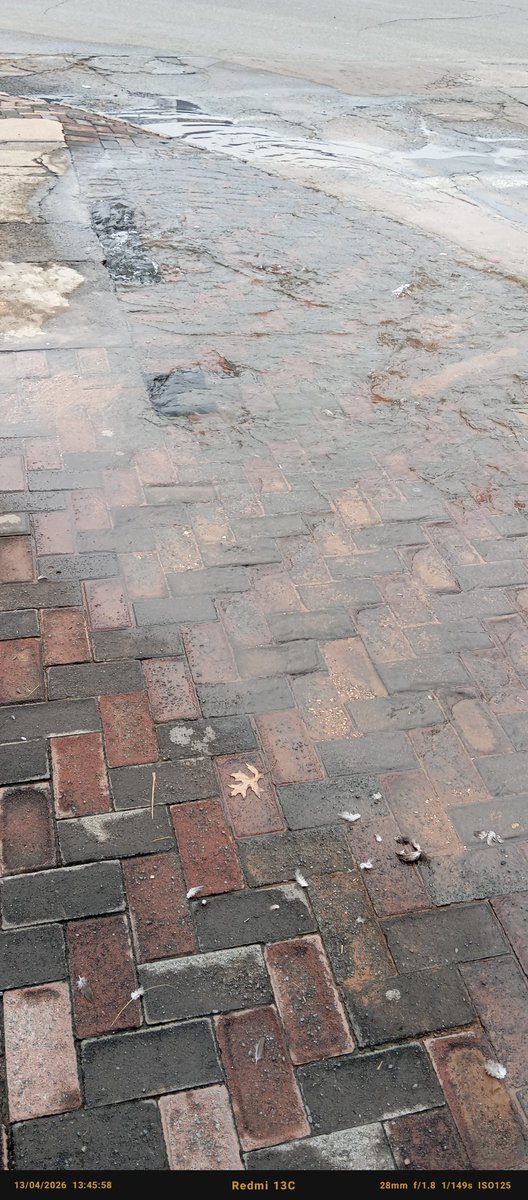 mohammedkau's tweet photo. There is water pipe bust in Vereeniging near the Africa Skills at the corner. https://t.co/suTjUFL7Xv