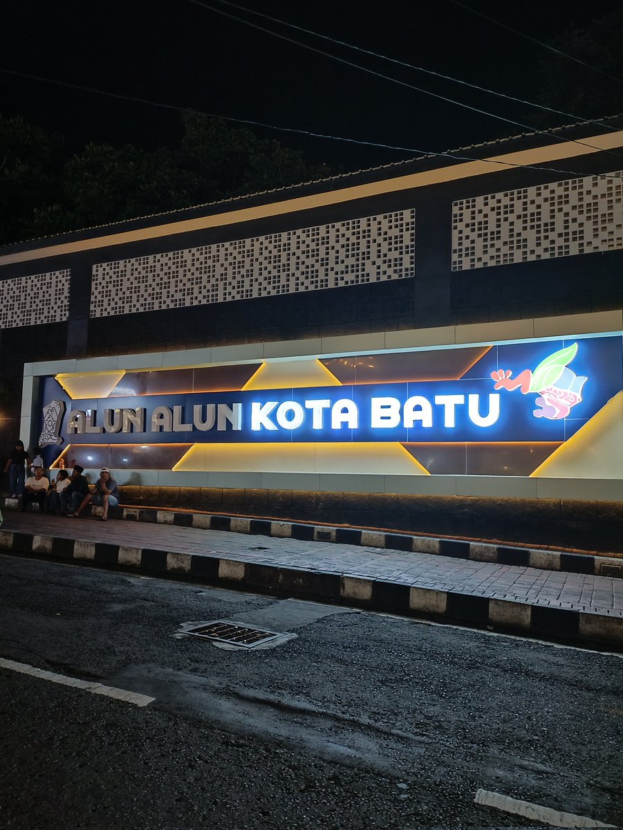Pempek Kapal Terbang tweet media