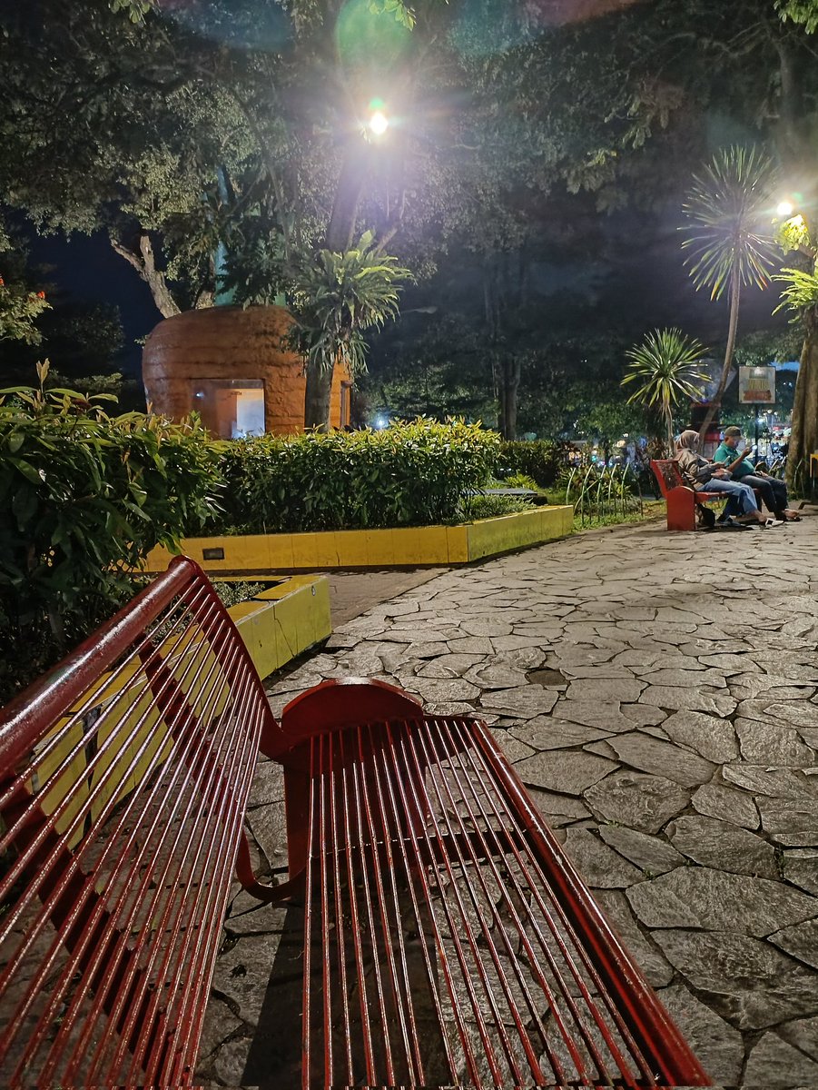 Pempek Kapal Terbang tweet media