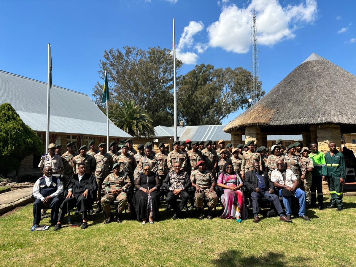 SANDF_ZA's tweet photo. #JointOperationsDivision || Celebrating Easter Away from Home.
https://t.co/btySdWNK5h
#SANDF
#JointOperationsFreeState
#OperationCORONA
#EasterService2026 https://t.co/6prJWsc343
