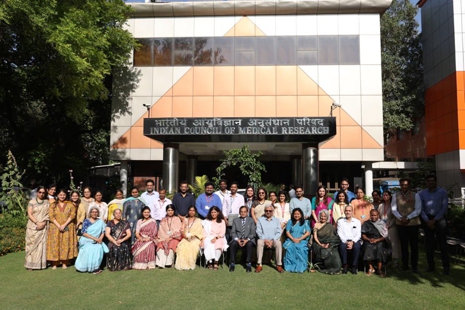 MoHFW_INDIA's tweet image. #HealthForAll 

Ministry of Health and Family Welfare Launches Mobile Application to Strengthen Clinical Workflow of Community Health Officers (CHOs)

Primary Healthcare Forms the Foundation of India’s Journey Towards Universal Health Coverage: Dr. V. K. Paul, Member (Health),