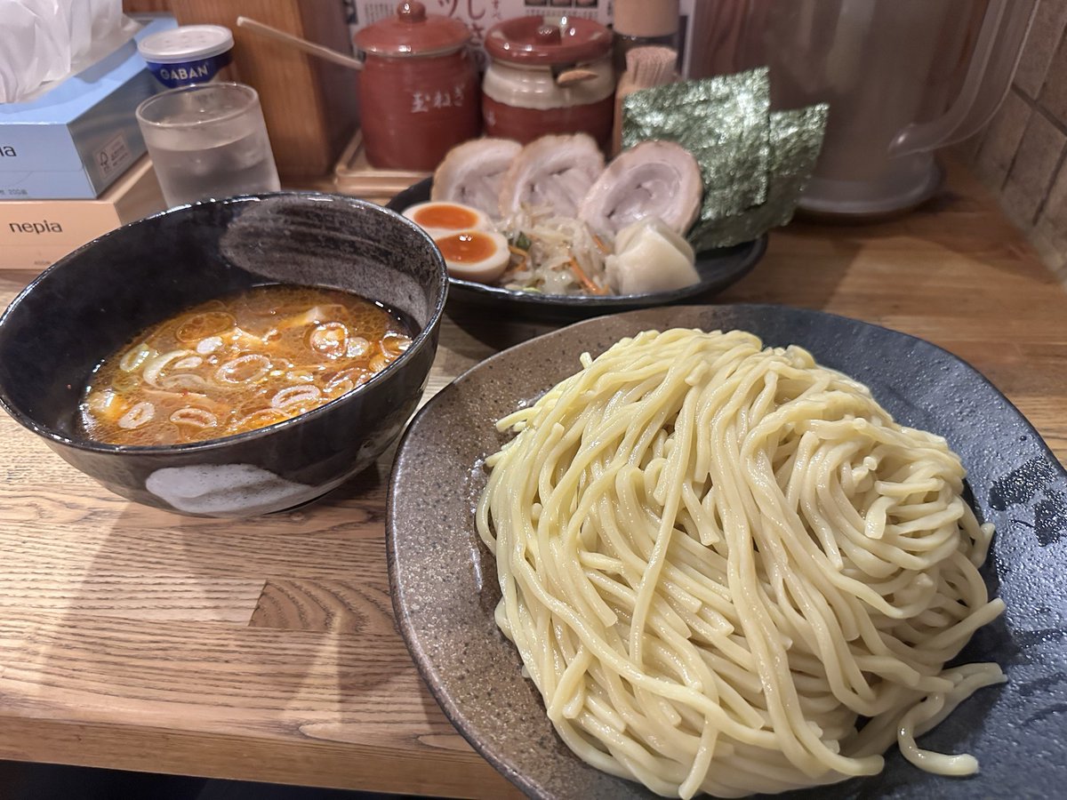 ばなーなすっきゃねん tweet media