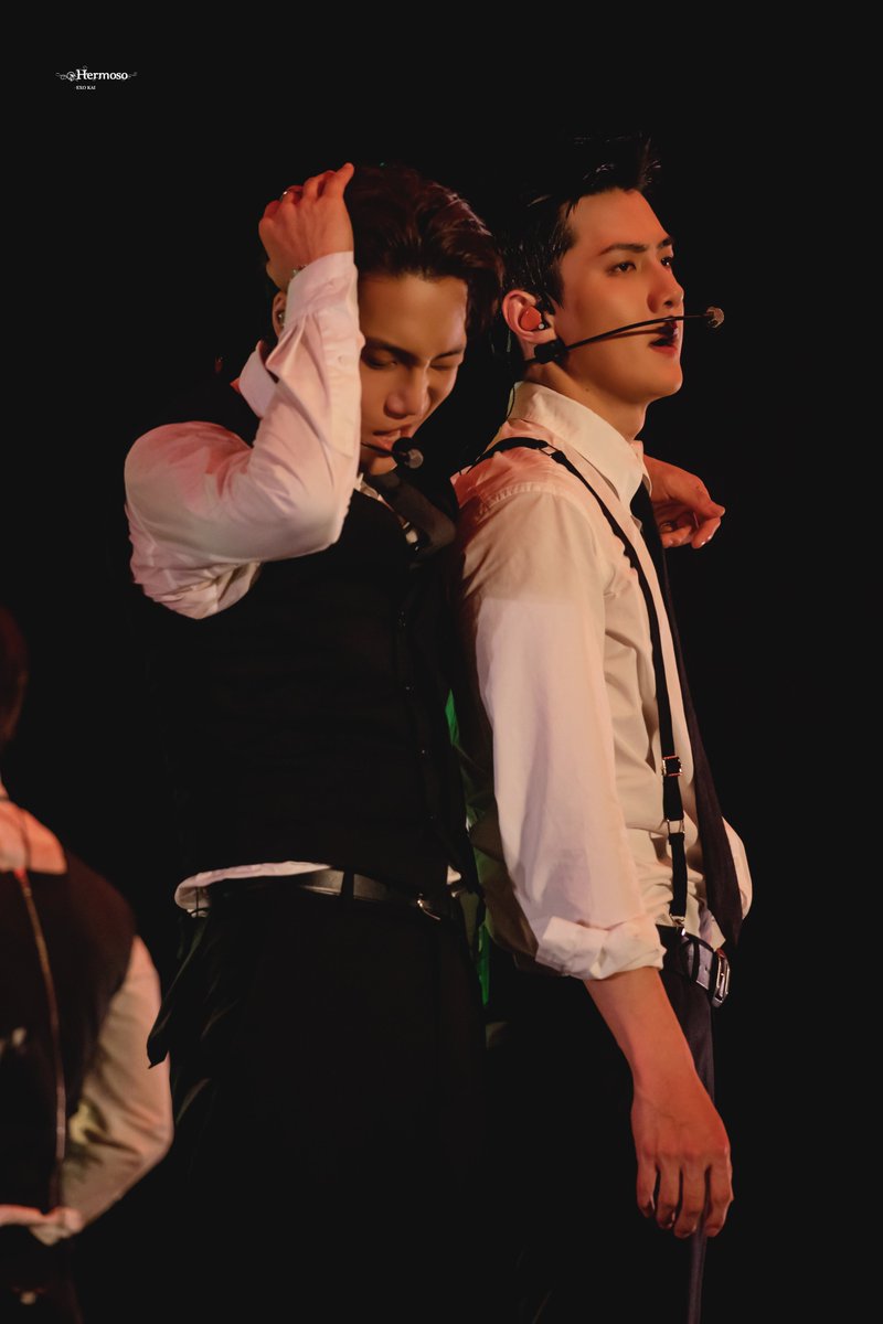 260412 EXO PLANET #6 -EXhOrizon in SEOUL
 #엑소카이 #카이 #KAI #종인 <a href="/weareoneEXO/">EXO</a> 

섹시 한도 초과임................🔥