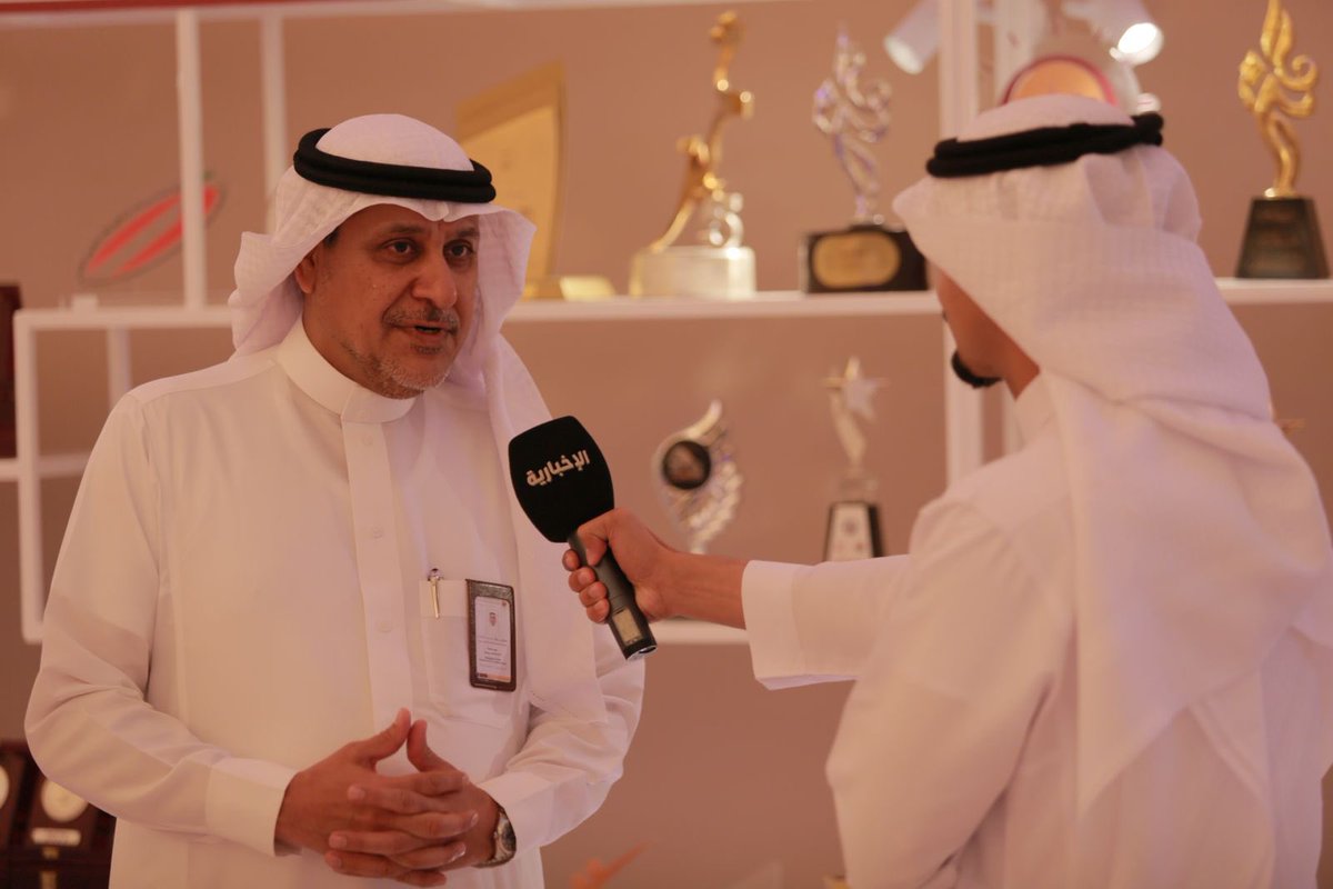 TV1ammar's tweet photo. نرفع أسمى آيات التهاني والتبريكات 
لمعالي المهندس خالد بن محمد السالم 
بمناسبة صدور الأمر الملكي الكريم بتمديد خدمته رئيسًا للهيئة الملكية للجبيل وينبع بمرتبة وزير.

ونسأل الله لمعاليه دوام التوفيق والسداد، ومزيدًا من النجاح في خدمة الوطن وتحقيق مستهدفاته التنموية. https://t.co/PgWB3ehbQz