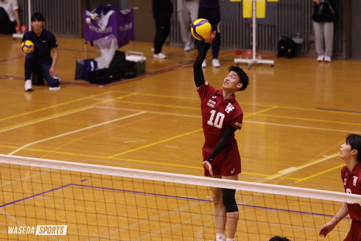 waseda_sports's tweet photo. [記事更新] ラリーを制しストレートで駒大を撃破

春季関東大学リーグ戦・・・男子バレーボール

記事URL≫ https://t.co/hSystyWKU7

#sousupovolleyball #waseda #早稲田バレー  #早稲田 #volleyballfamily https://t.co/pIp8JFvRIr