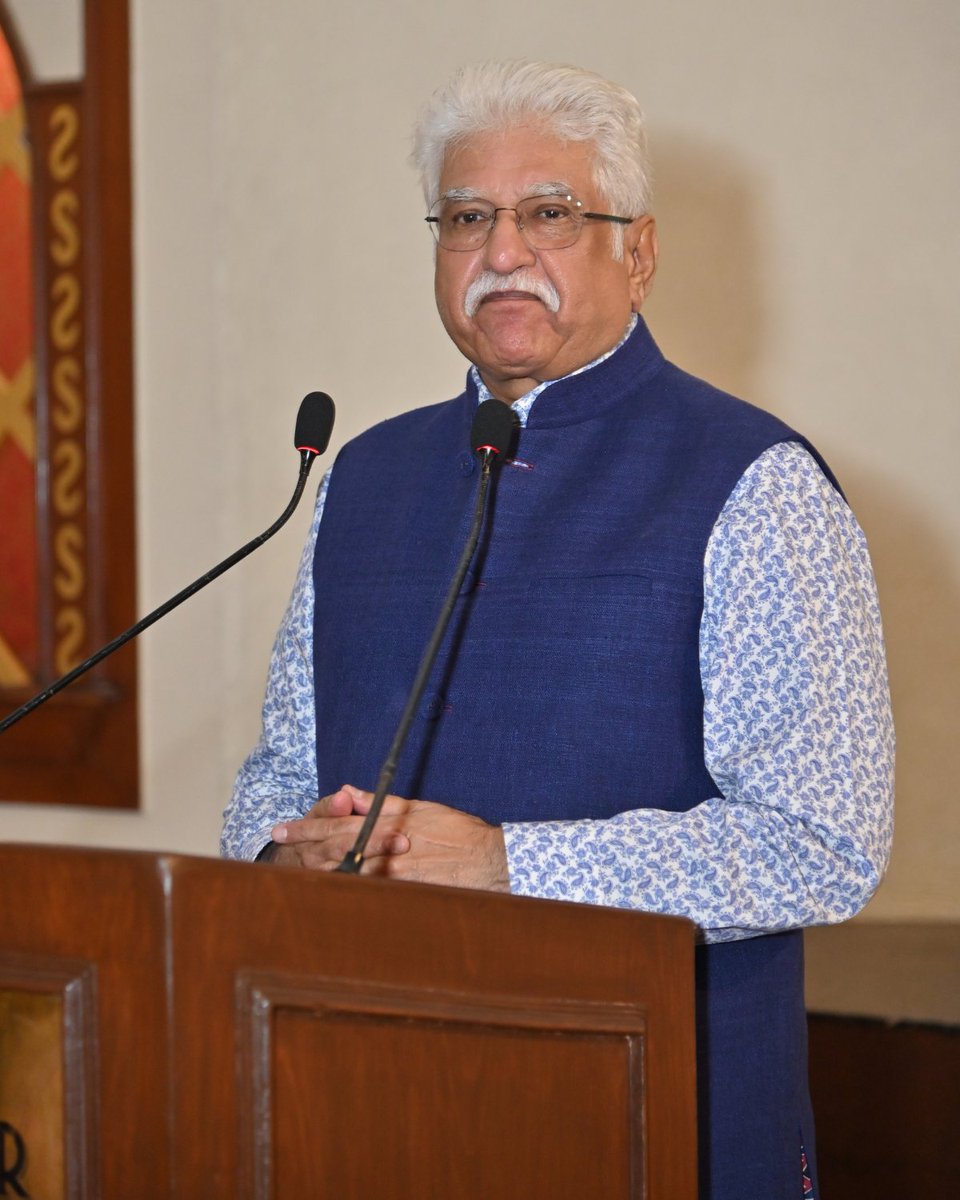 BIPP_ISB's tweet image. The day ended with a powerful message from Mr. Rakesh Bharti Mittal: "India must move from being a passive policy adopter to an active participant in shaping global frameworks."

A fitting end to a journey bridging the gap between theory &amp;amp; practice. #PolicyWalk #ISB #PublicPolicy