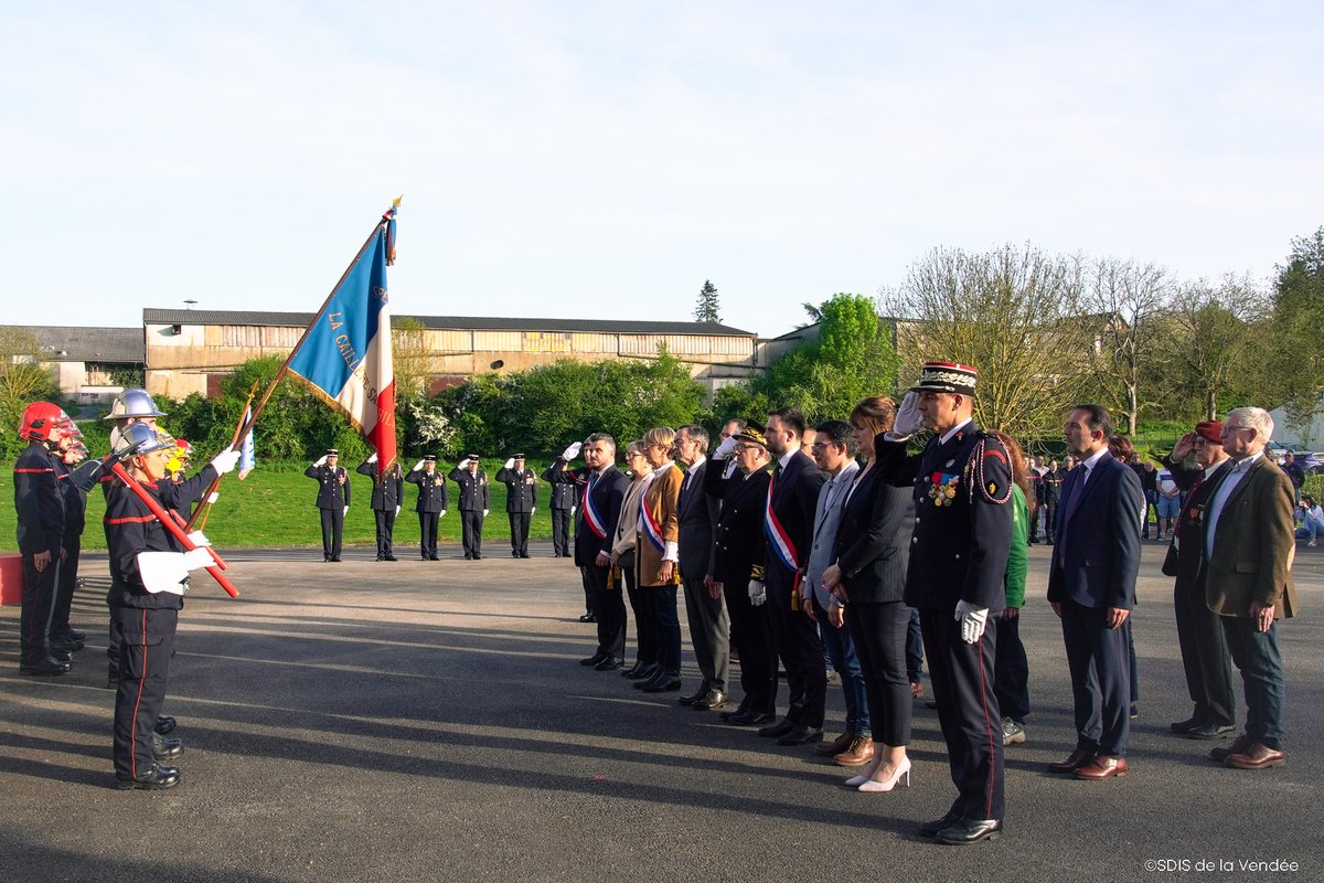 Sapeurs-pompiers de la Vendée tweet media