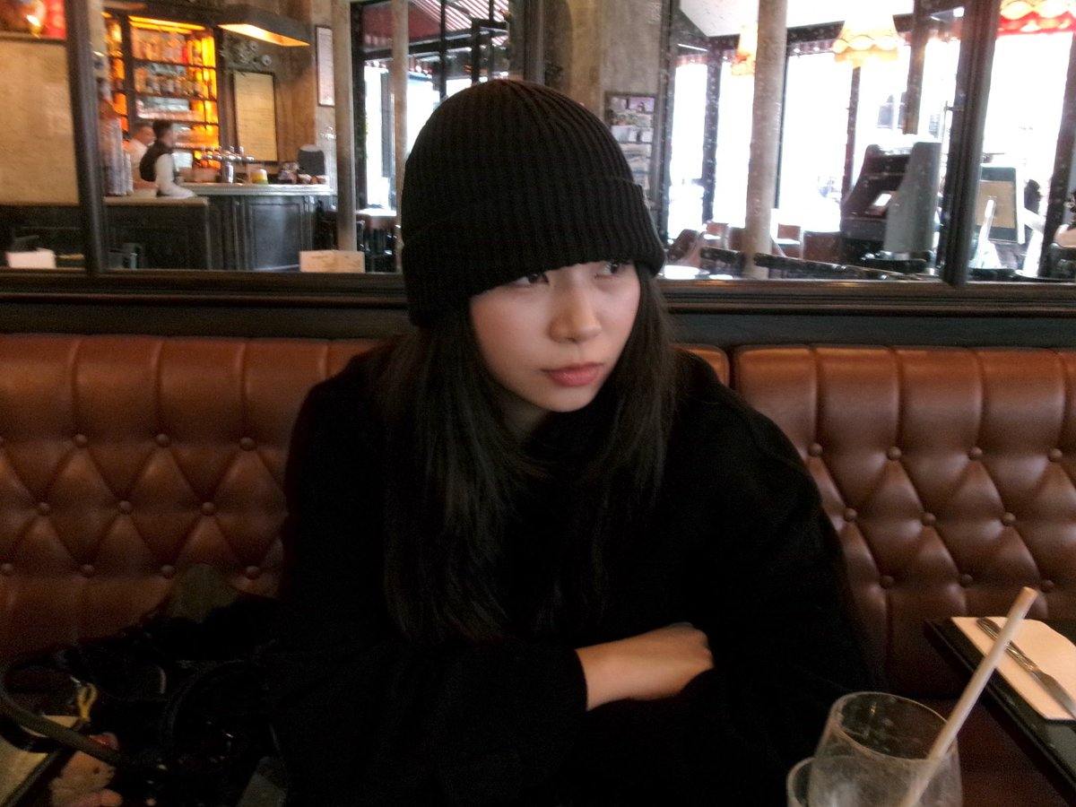WaPviolon217's tweet photo. 暑かったり寒かったりパり https://t.co/tvteUjYCsb
